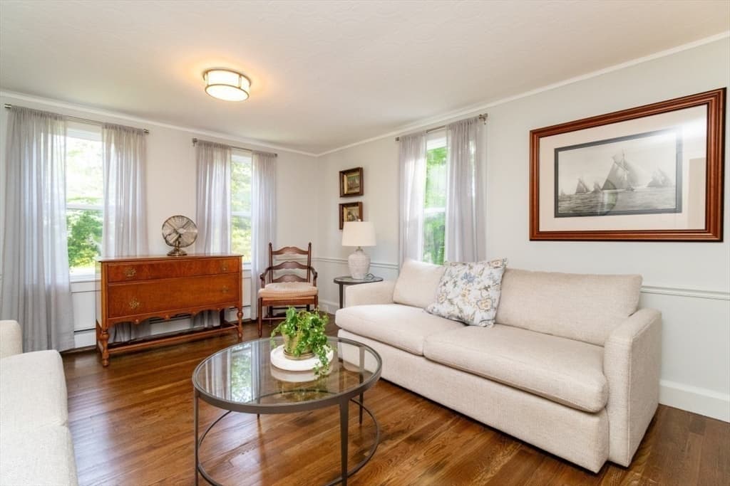 Single Family Residence at 173 S River St, Marshfield MA 02050, photo 6 of 35