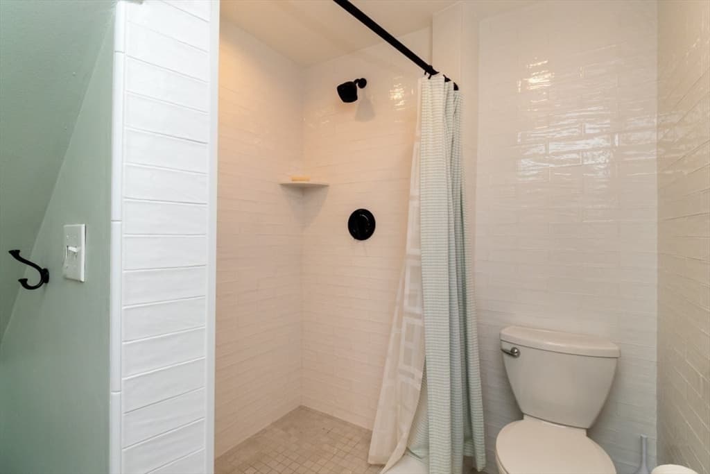 Single Family Residence at 173 S River St, Marshfield MA 02050, photo 20 of 35