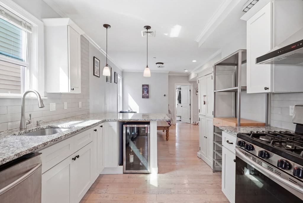 3 Family at 30 Rawson St, Boston MA 02125, Boston, photo 18 of 41