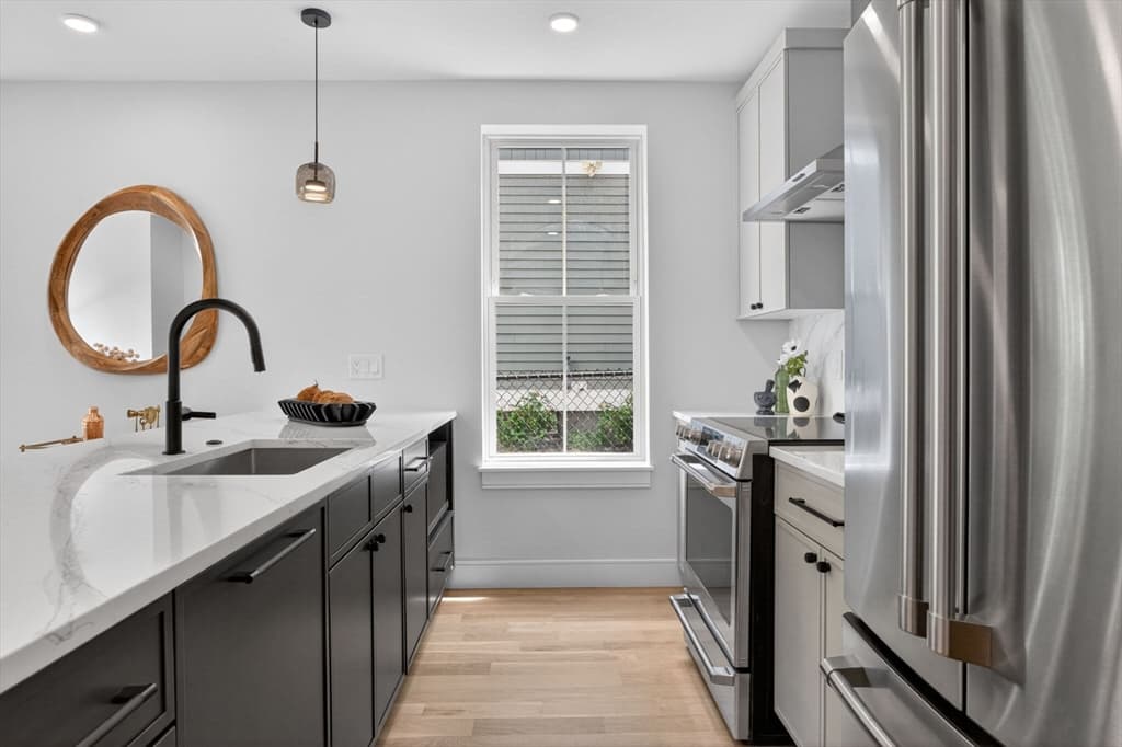 Condominium at 54 Dorset Street # 1, Boston MA 02125, Boston, photo 7 of 32