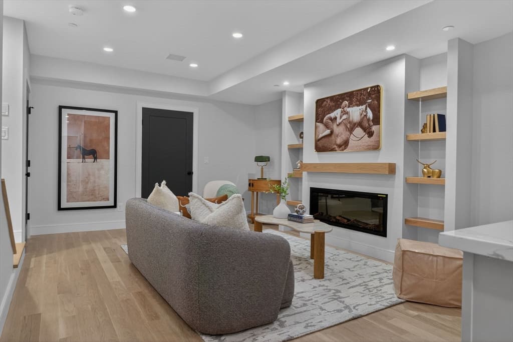 Condominium at 54 Dorset Street # 1, Boston MA 02125, Boston, photo 14 of 32