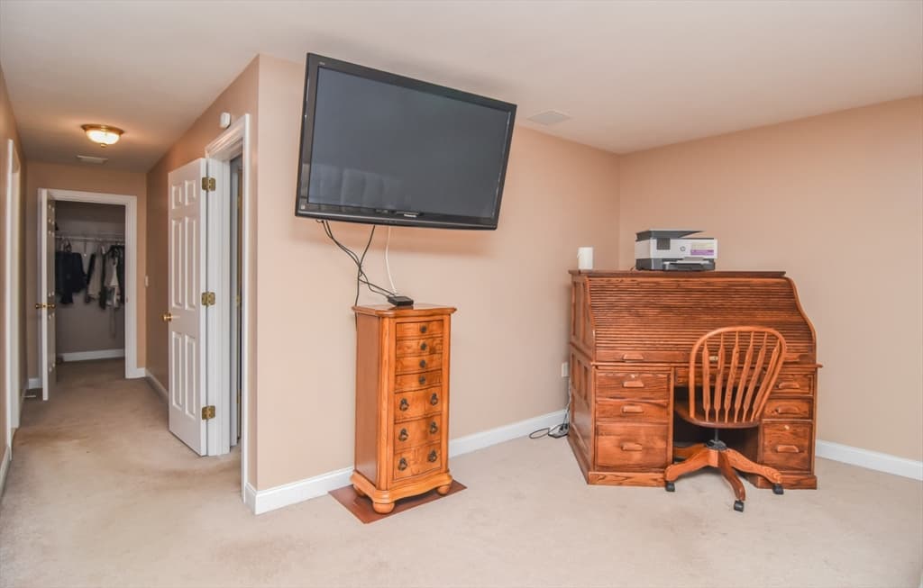 Single Family Residence at 261 Oak St, Methuen MA 01844, Methuen, photo 24 of 34