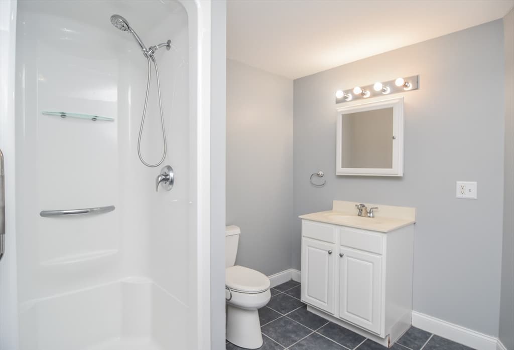 Single Family Residence at 261 Oak St, Methuen MA 01844, Methuen, photo 21 of 34