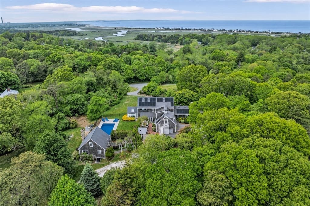 Single Family Residence at 7 Hill Wood Way, Sandwich MA 02537, Sandwich, photo 2 of 38