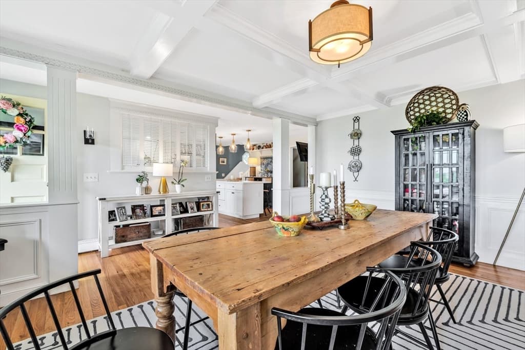 Single Family Residence at 7 Hill Wood Way, Sandwich MA 02537, Sandwich, photo 9 of 38