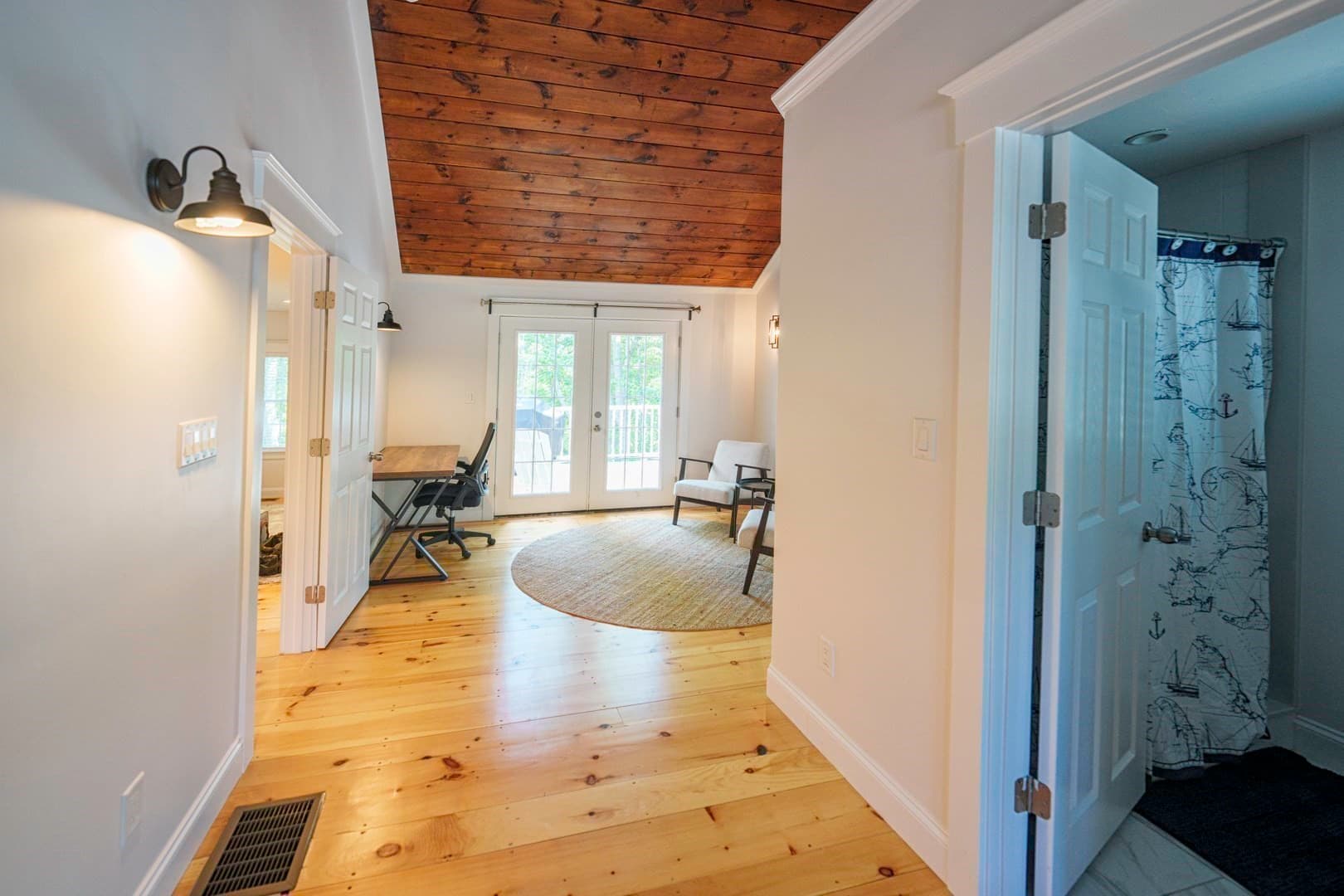 Single Family Residence at 28 Seminole Dr, Yarmouth MA 02675, Yarmouth, photo 12 of 32
