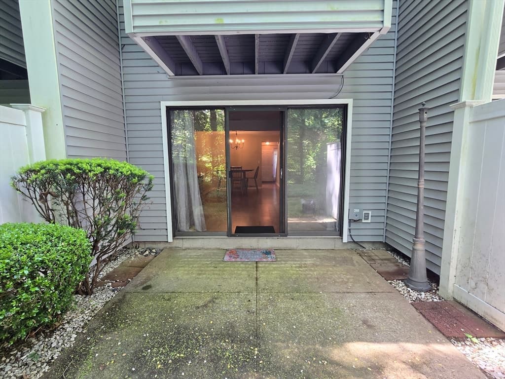 555 Russell St # 65, Westfield MA 01085 photo 8
