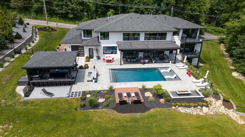 Single Family Residence at 556 Middle Road, Boxborough MA 01719, photo 6 of 41