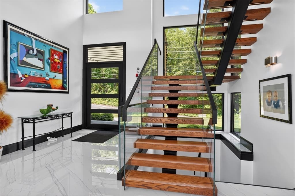 Single Family Residence at 556 Middle Road, Boxborough MA 01719, photo 16 of 41