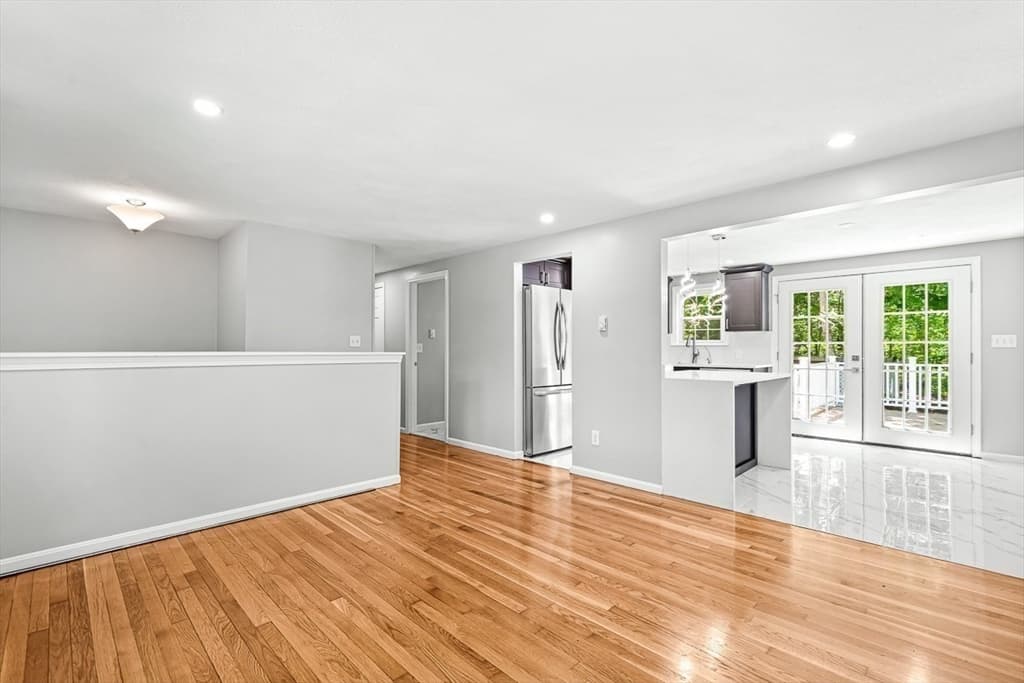 Single Family Residence at 18 Adams St, Plymouth MA 02360, Plymouth, photo 7 of 39