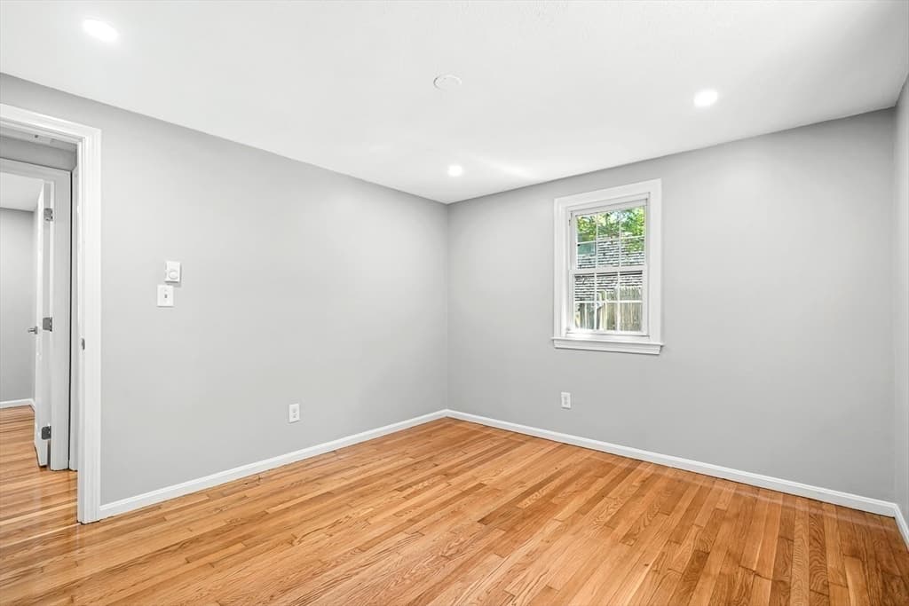 Single Family Residence at 18 Adams St, Plymouth MA 02360, Plymouth, photo 15 of 39