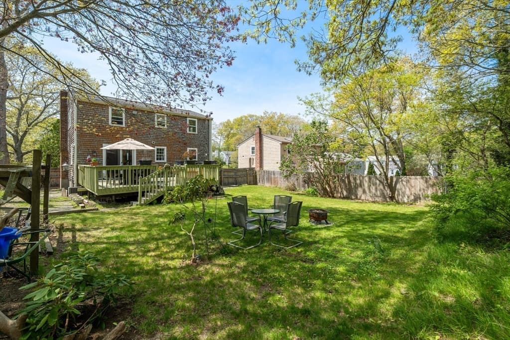 Single Family Residence at 64 Winthrop Rd, Plymouth MA 02360, Plymouth, photo 12 of 41