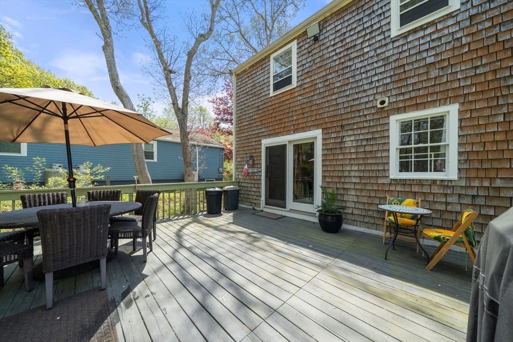 Single Family Residence at 64 Winthrop Rd, Plymouth MA 02360, Plymouth, photo 15 of 41