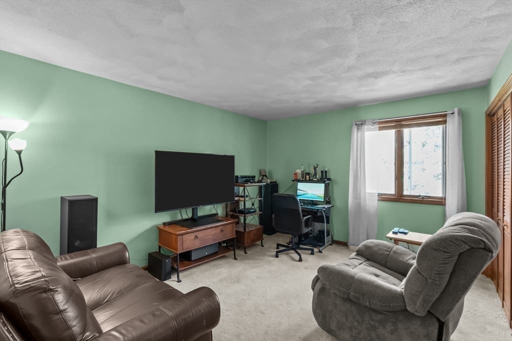 394 Lees River Ave, Somerset MA 02725 photo 26
