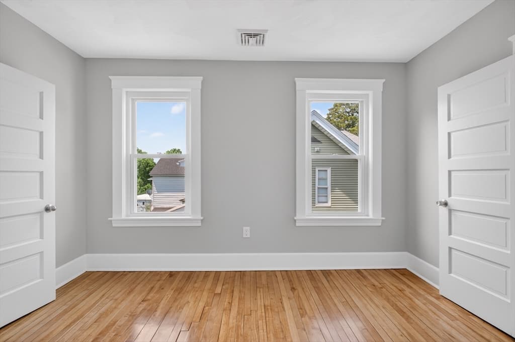 28 Greendale Ave, Worcester MA 01606 photo 27