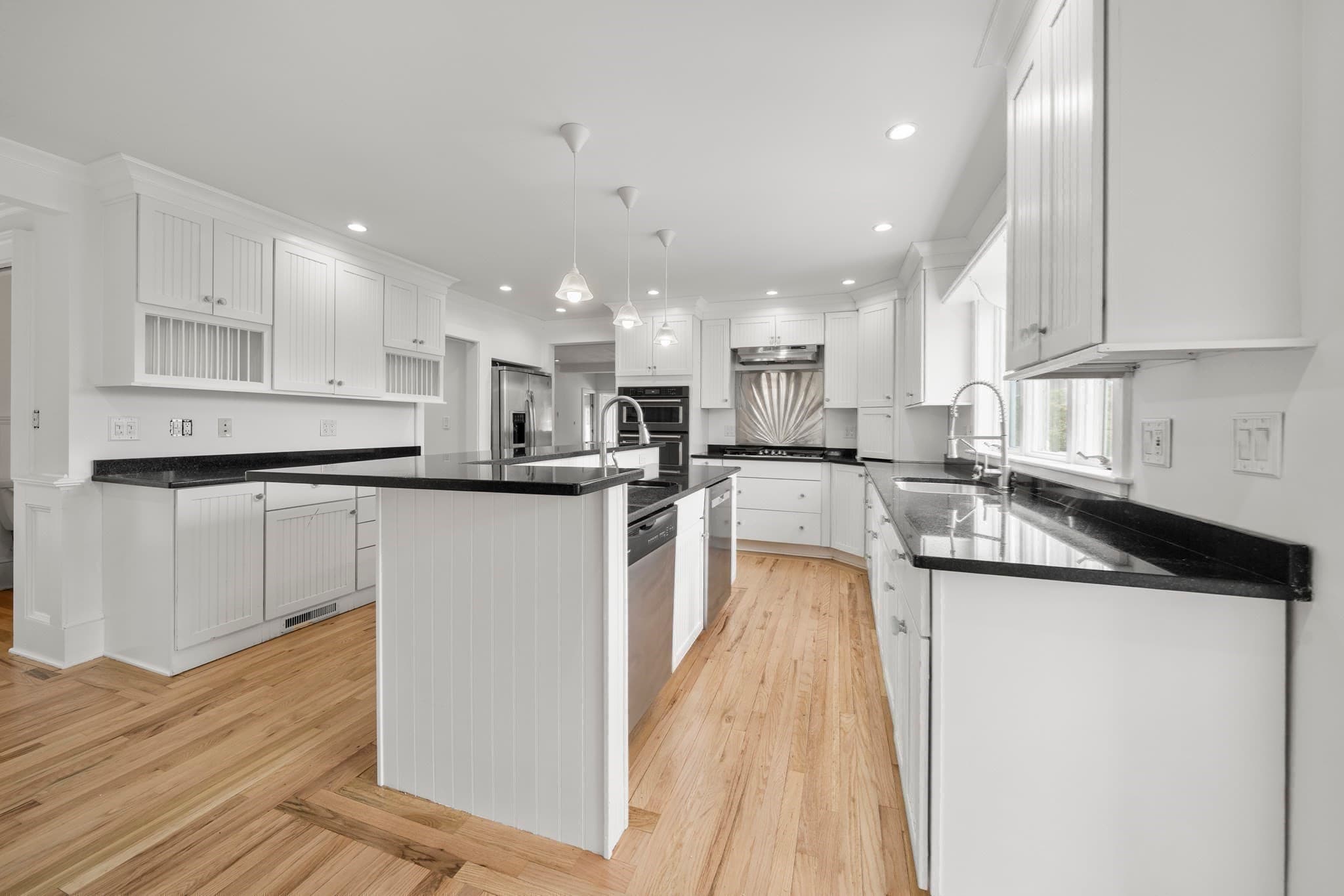 Single Family Residence at 141 Stage Point Rd, Plymouth MA 02360, Plymouth, photo 13 of 42