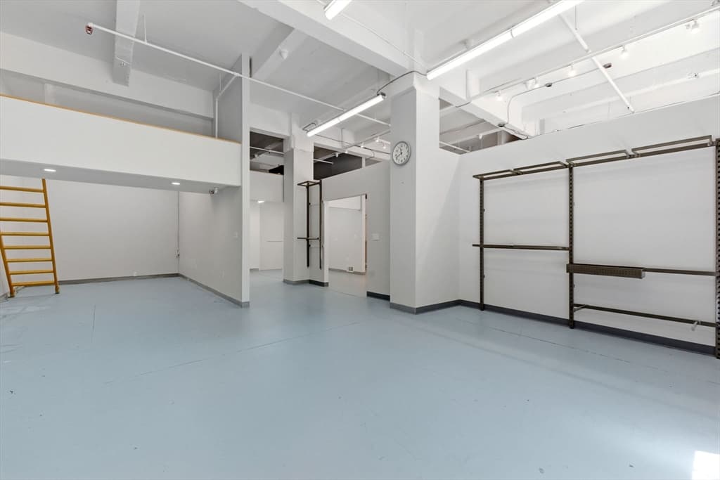 300 Summer St # 11, Boston MA 02210 photo 6
