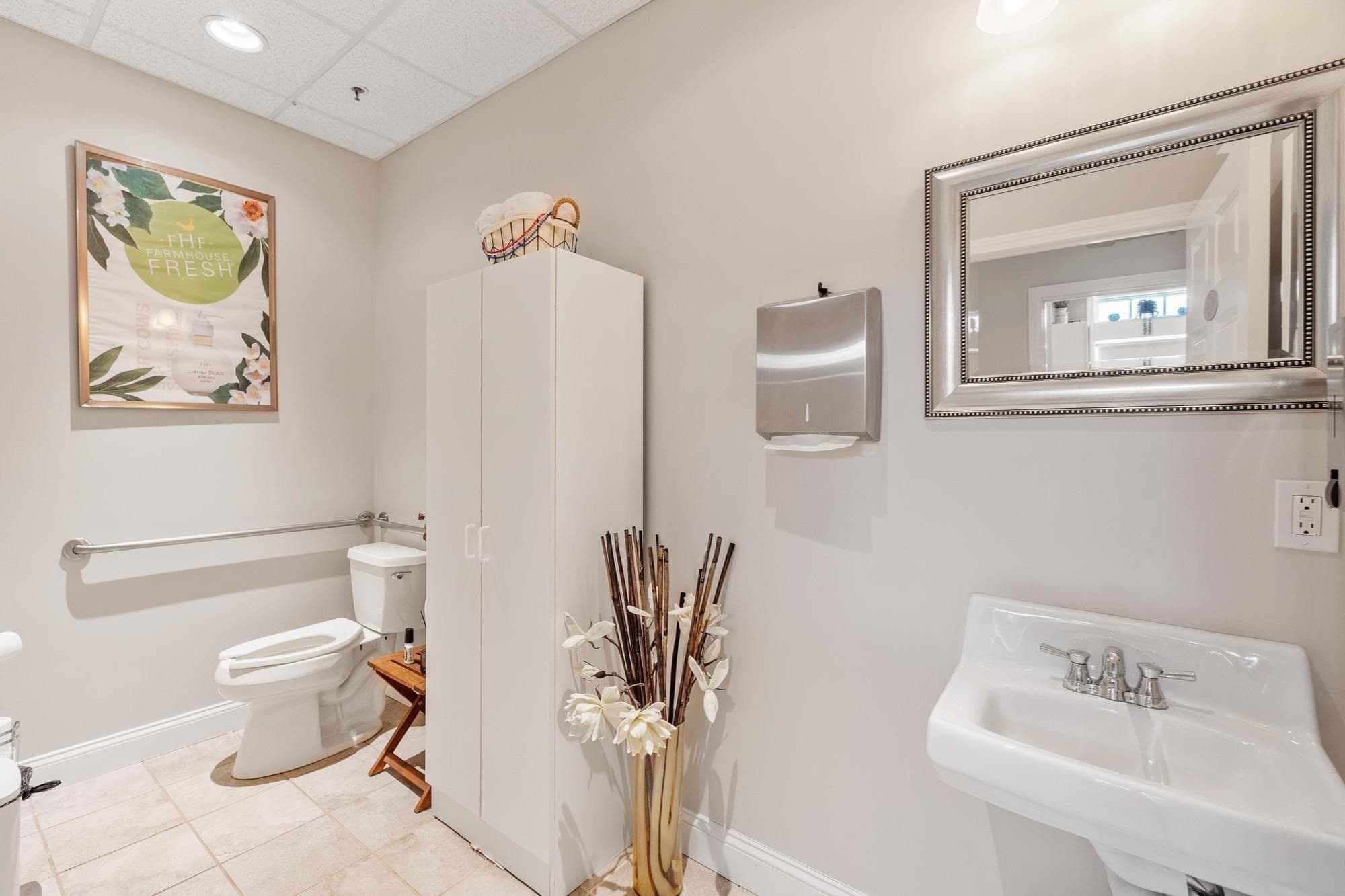 Commercial Sale at 1019 Osgood Street # 1019, North Andover MA 01845, North Andover, photo 25 of 31