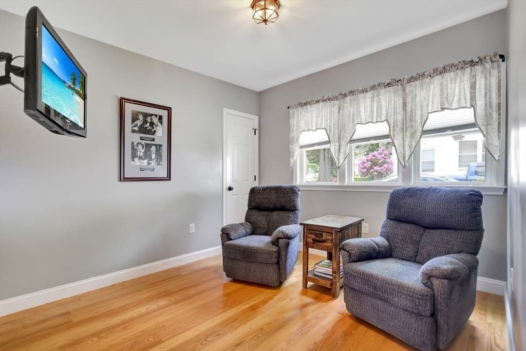Single Family Residence at 173 Forest St, Methuen MA 01844, Methuen, photo 14 of 35