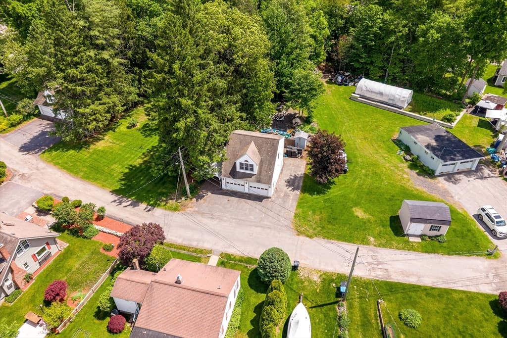 51 Lakeshore Dr, Sterling MA 01564 photo 4