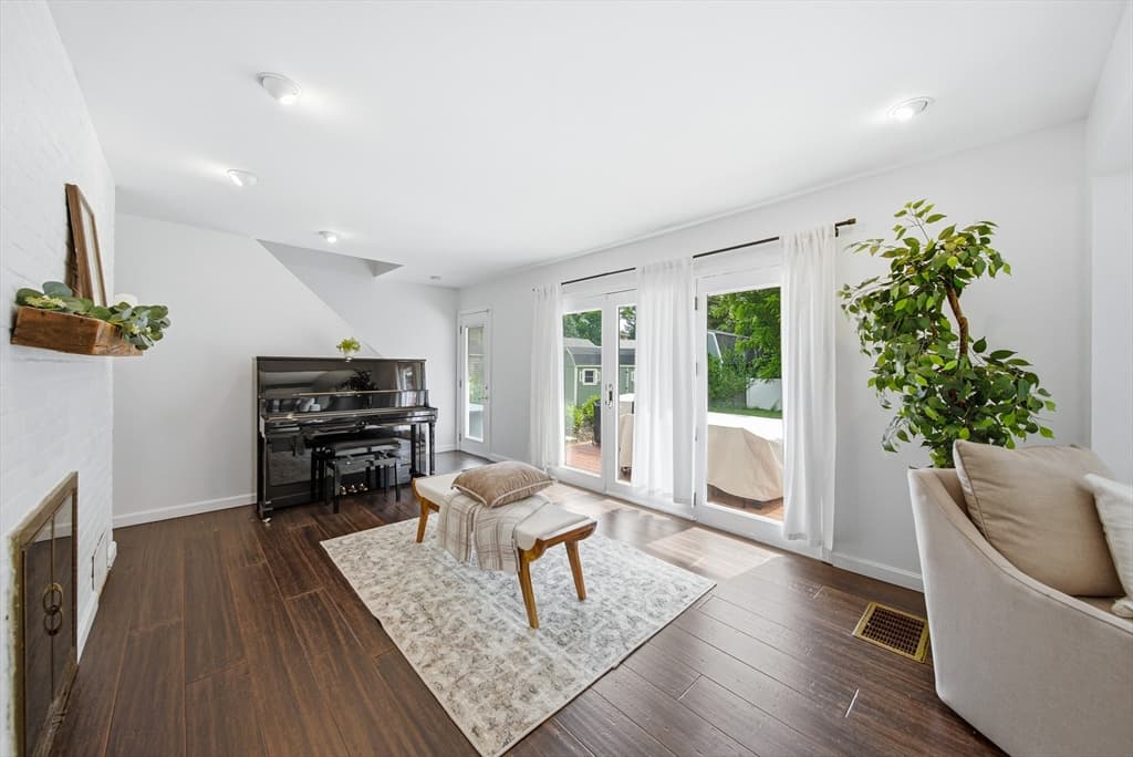 163 Boden Ln, Natick MA 01760 photo 11