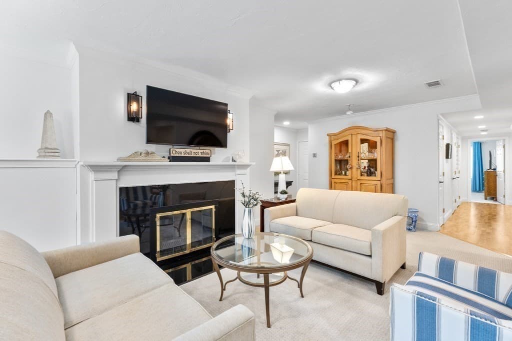 84 Walpole St # 1C, Canton MA 02021 photo 2