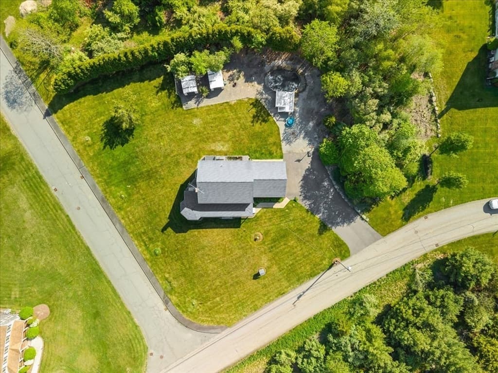 Single Family Residence at 1805 Oak Grove Dr, Dighton MA 02764, Dighton, photo 5 of 40