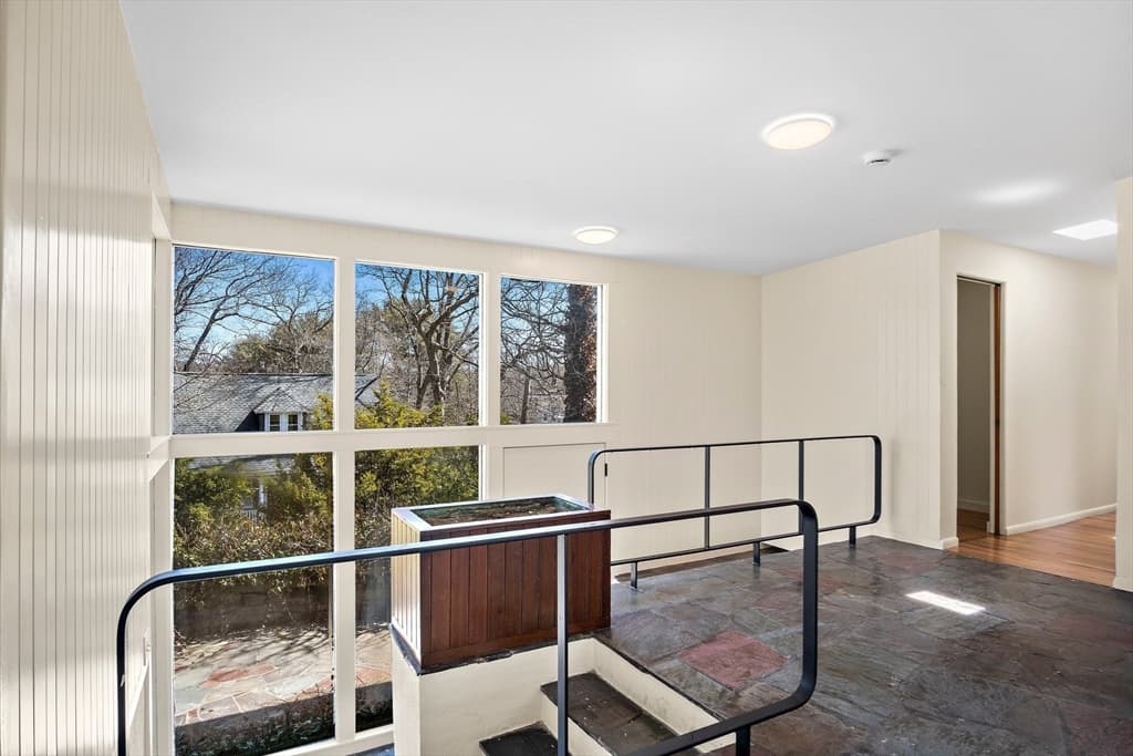 45 Weymouth Avenue, Boston MA 02132 photo 7