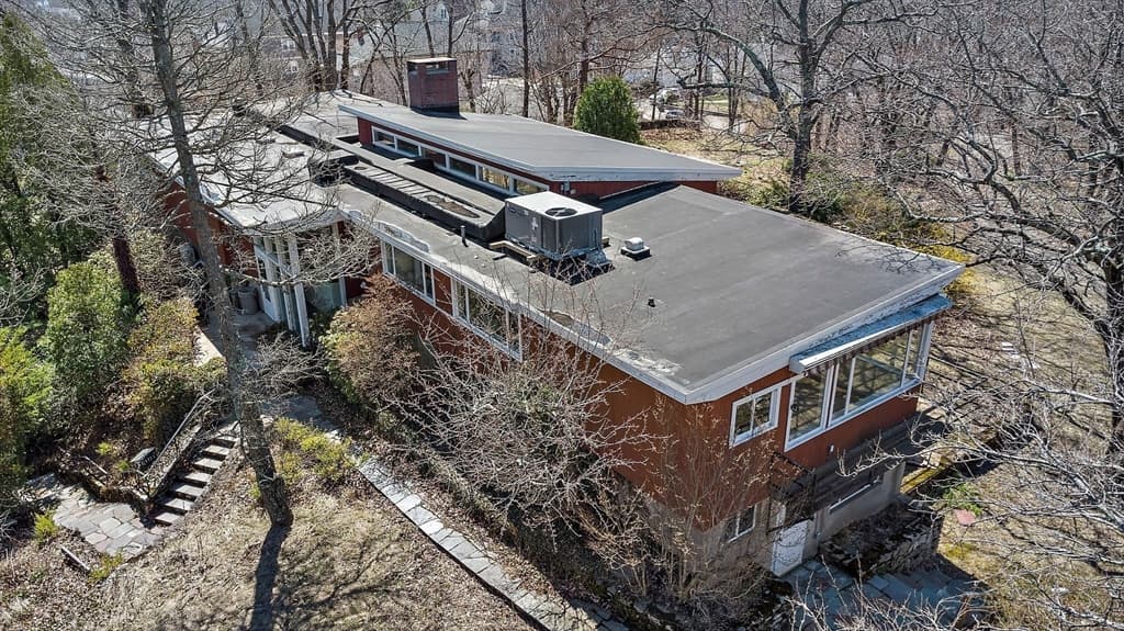 45 Weymouth Avenue, Boston MA 02132 photo 3