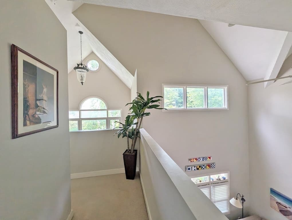 Condominium at 4 Lanes End # 3, Ipswich MA 01938, Ipswich, photo 10 of 20