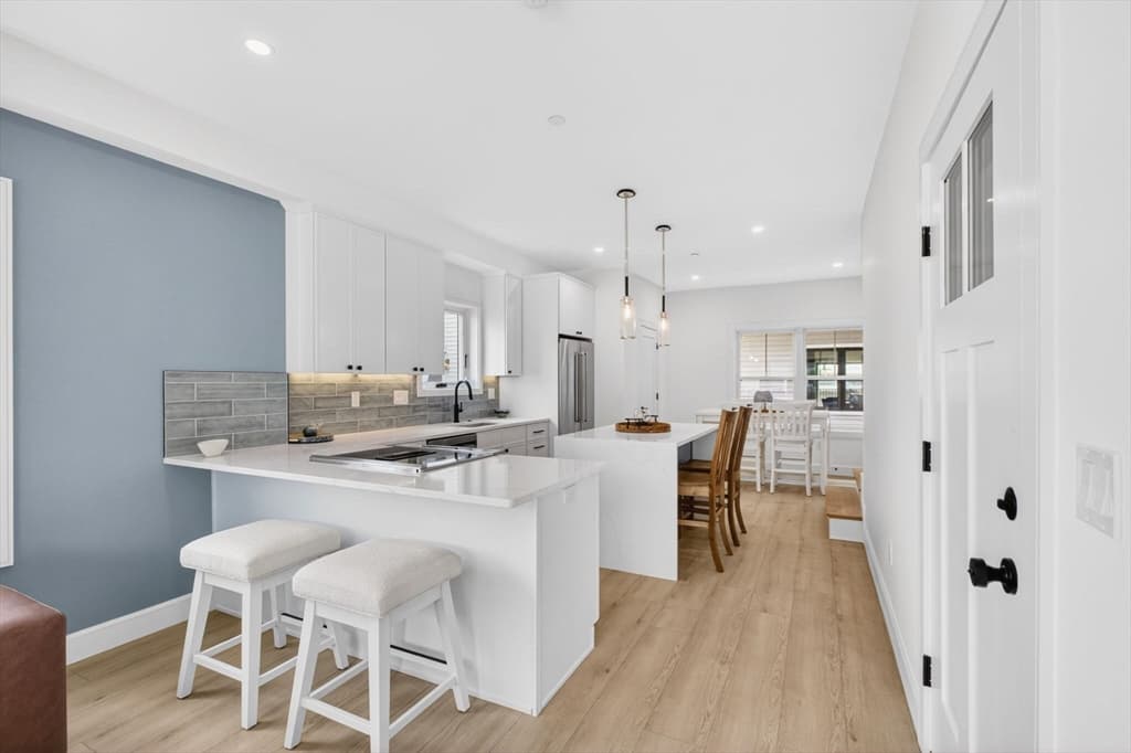 16 Northend Blvd # 7, Salisbury MA 01952 photo 2