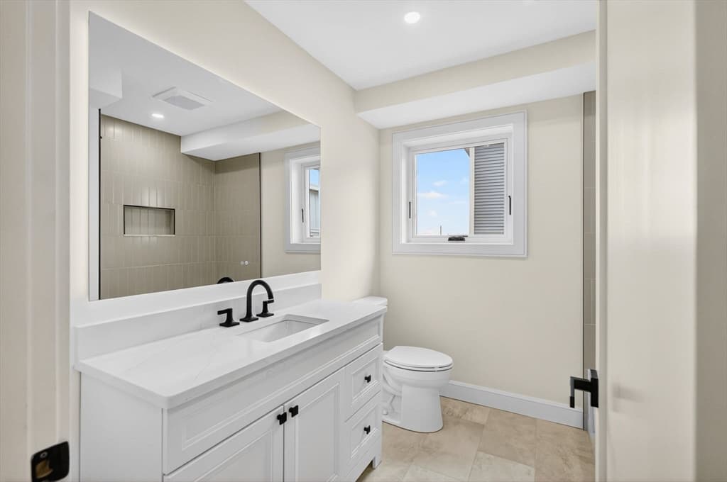 16 Northend Blvd # 7, Salisbury MA 01952 photo 14