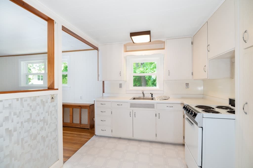 8 Atlantic Rd, Gloucester MA 01930 photo 24