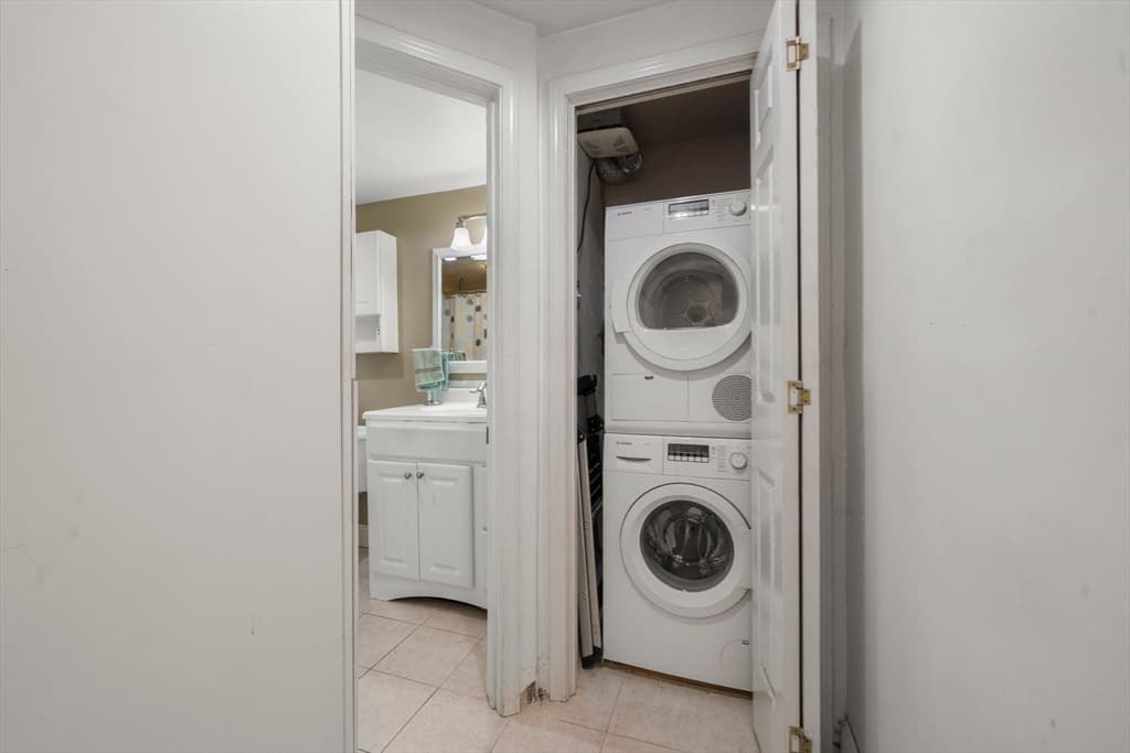 Condominium at 239 Dorchester St # 3, Boston MA 02127, Boston, photo 12 of 22