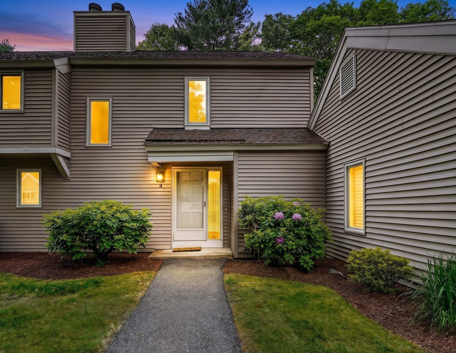 Condominium at 2 Daybreak # 2, Wayland MA 01778, photo 3 of 33