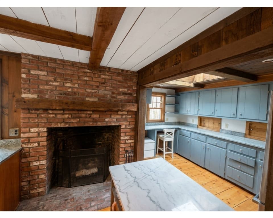 215 Sohier St, Cohasset MA 02025 photo 6