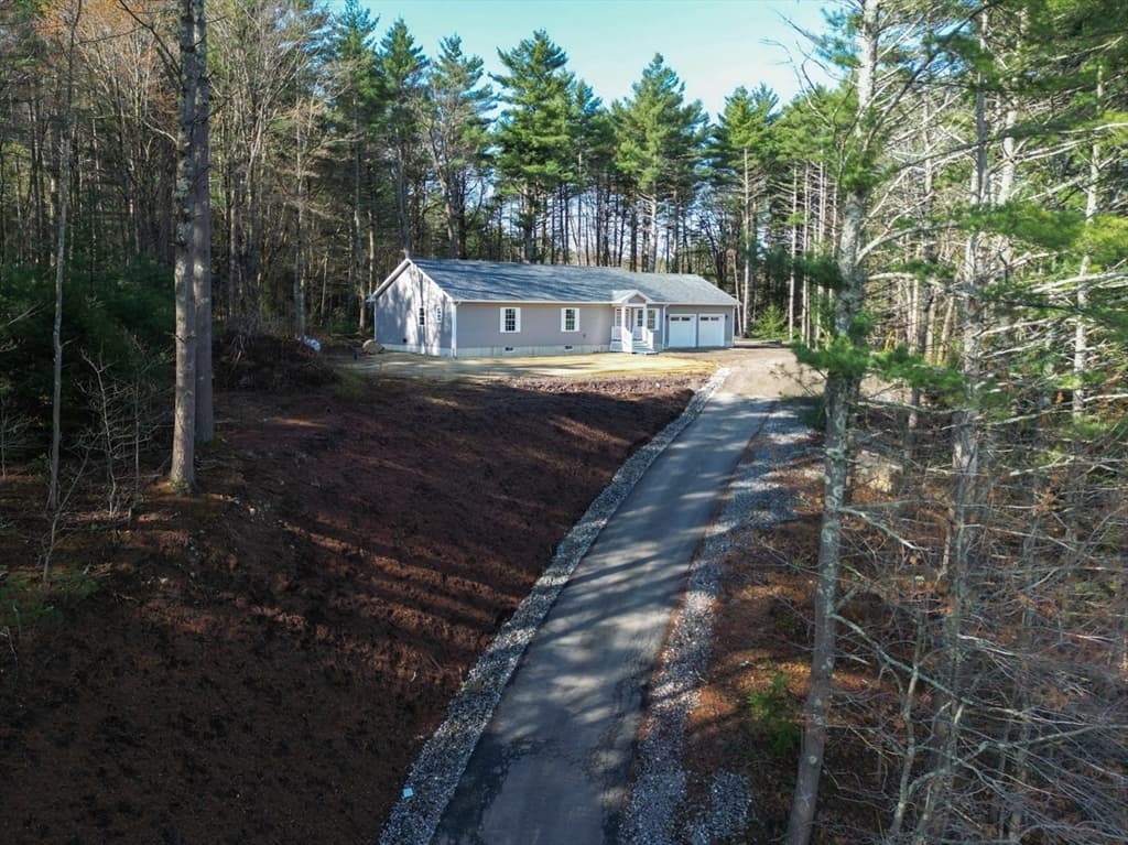 Single Family Residence at 199 Palmer Rd, Brimfield MA 01010, Brimfield, photo 3 of 40