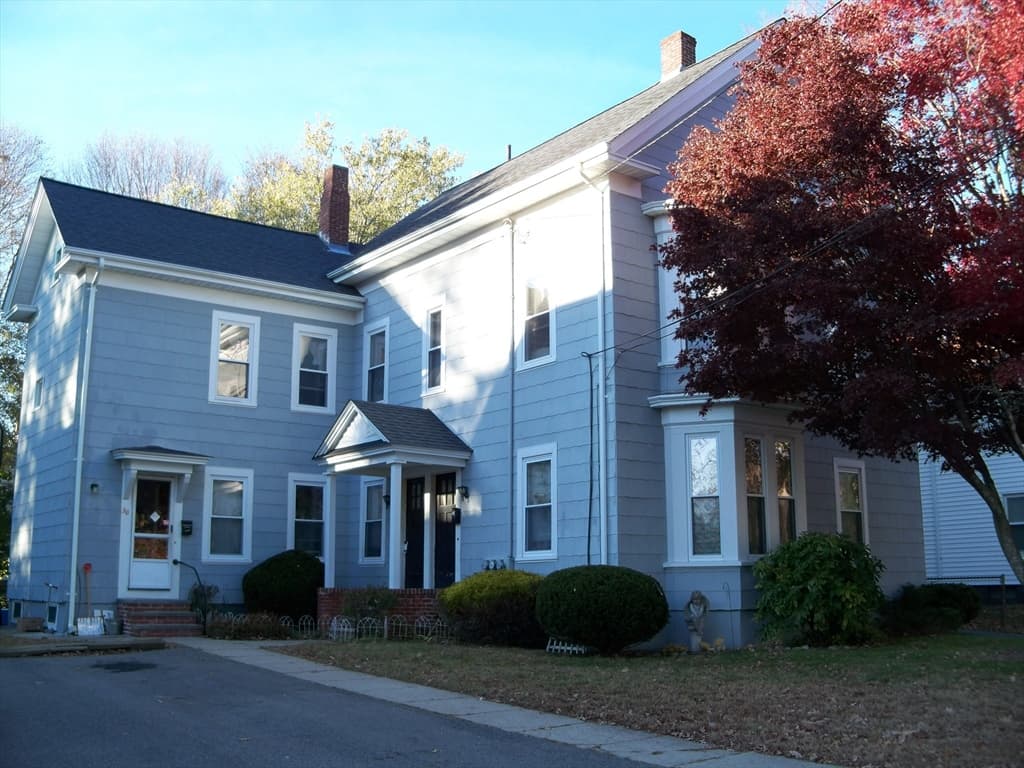 30 Hope St, Attleboro MA 02703