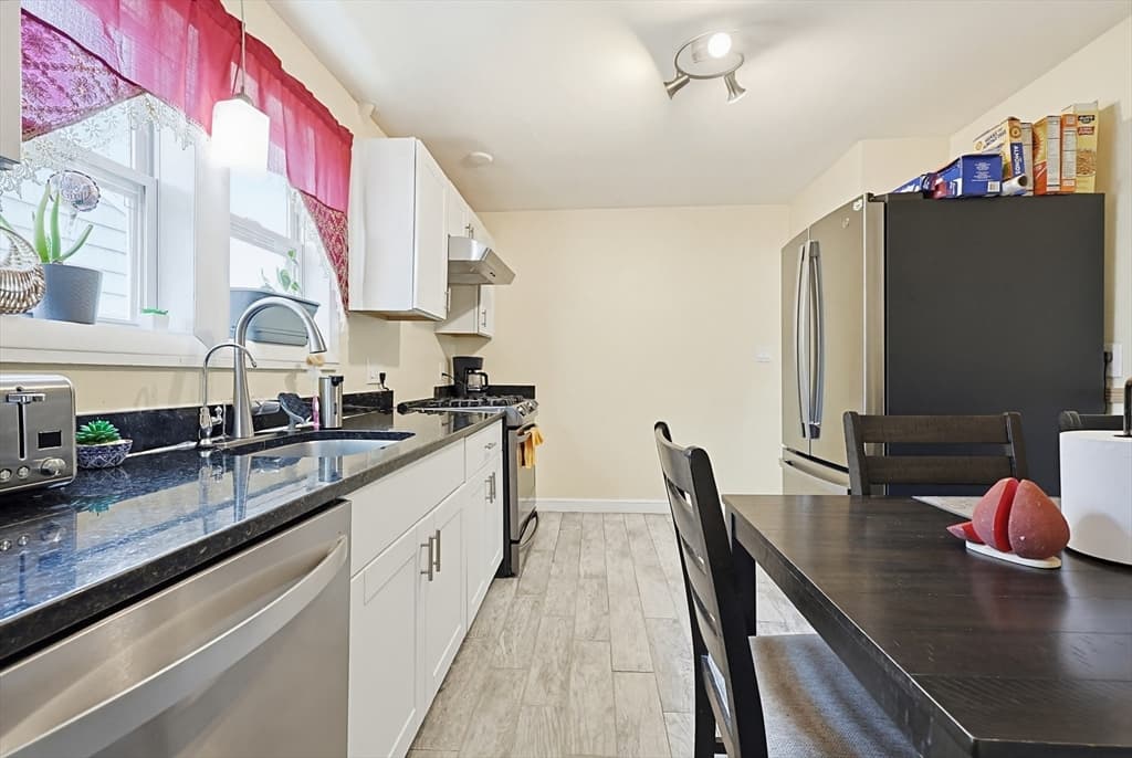 Single Family Residence at 27 Banfield Ave, Boston MA 02126, photo 11 of 17