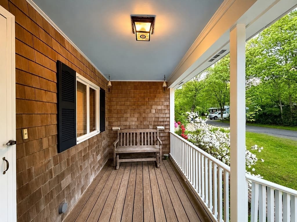 98 Ebony St, Fairhaven MA 02719 photo 5