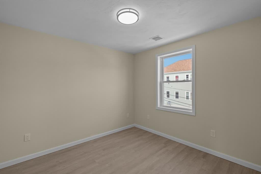 25 Lebanon St # D, Fall River MA 02723 photo 14