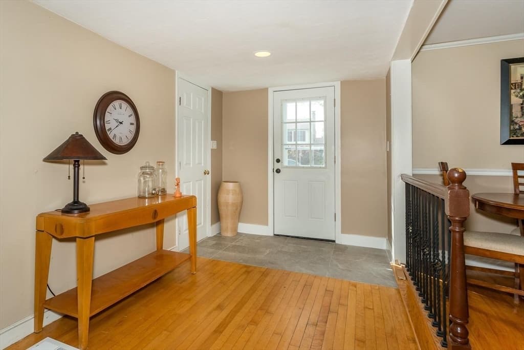 22 Middlesex Rd, Sharon MA 02067 photo 3