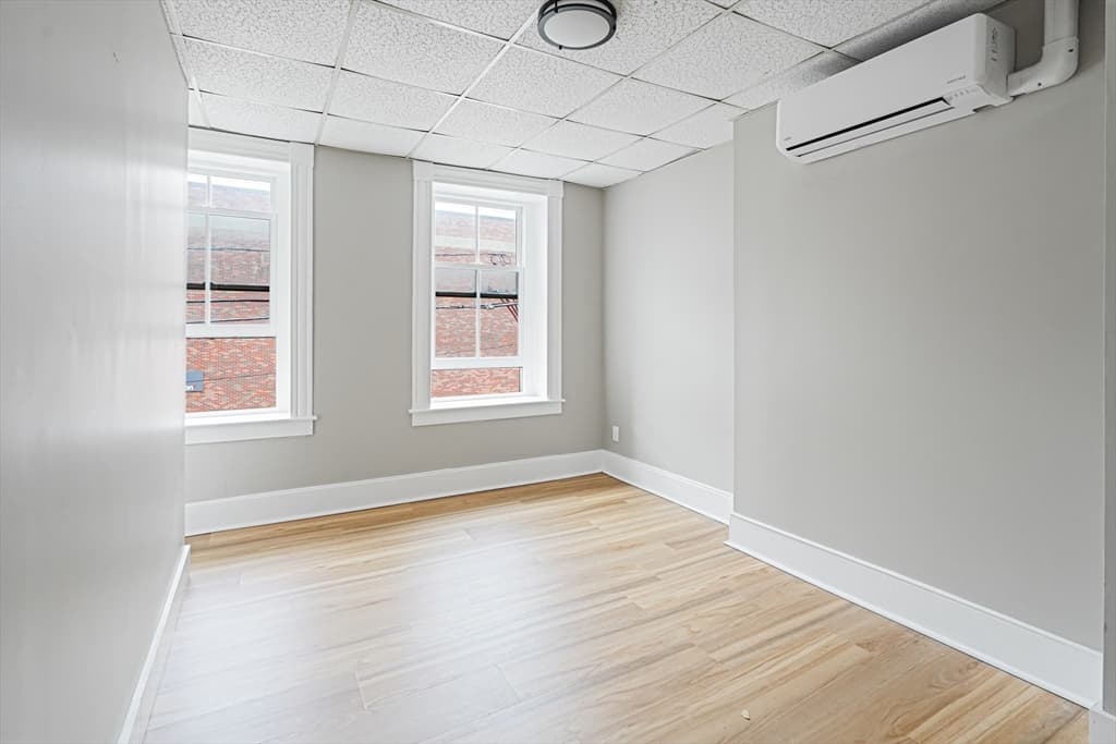 100 Appleton St, Lowell MA 01852 photo 30