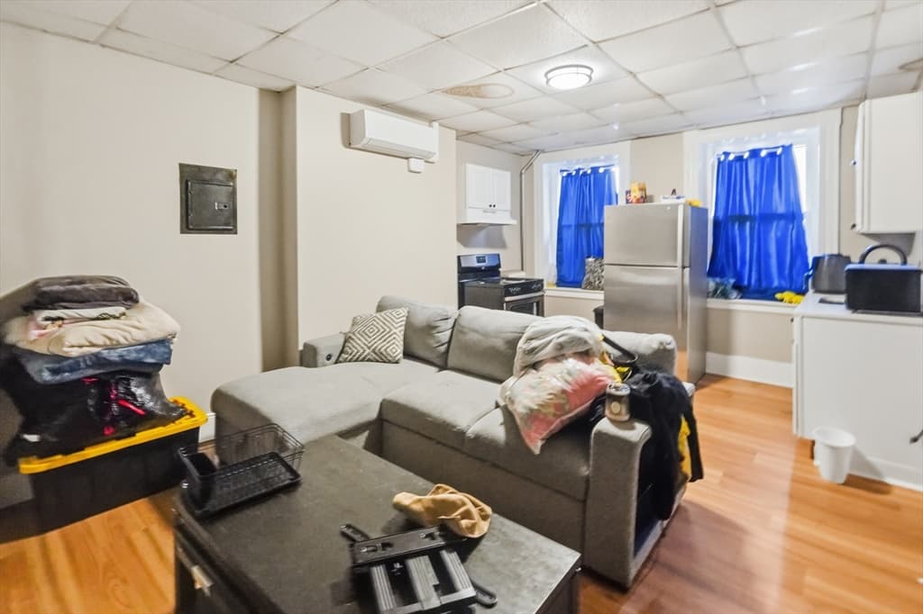 100 Appleton St, Lowell MA 01852 photo 11