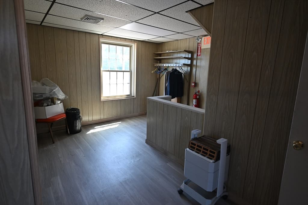 590 Dutton St, Lowell MA 01854 photo 31