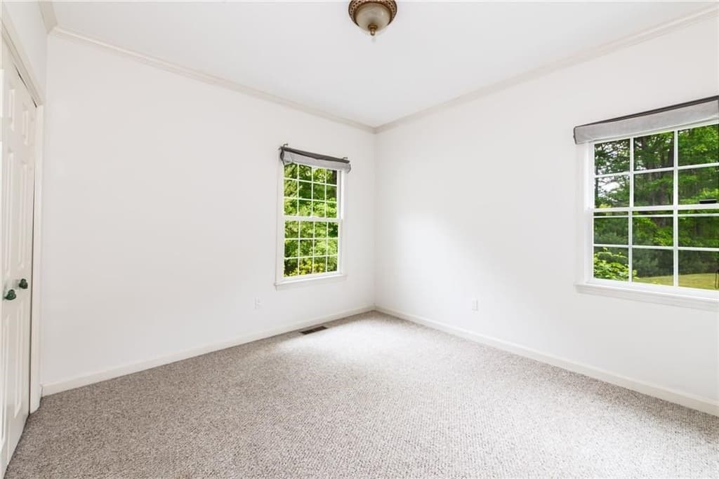 Single Family Residence at 4 Hart Pond Drive, North Smithfield RI 02896, North Smithfield, photo 22 of 36