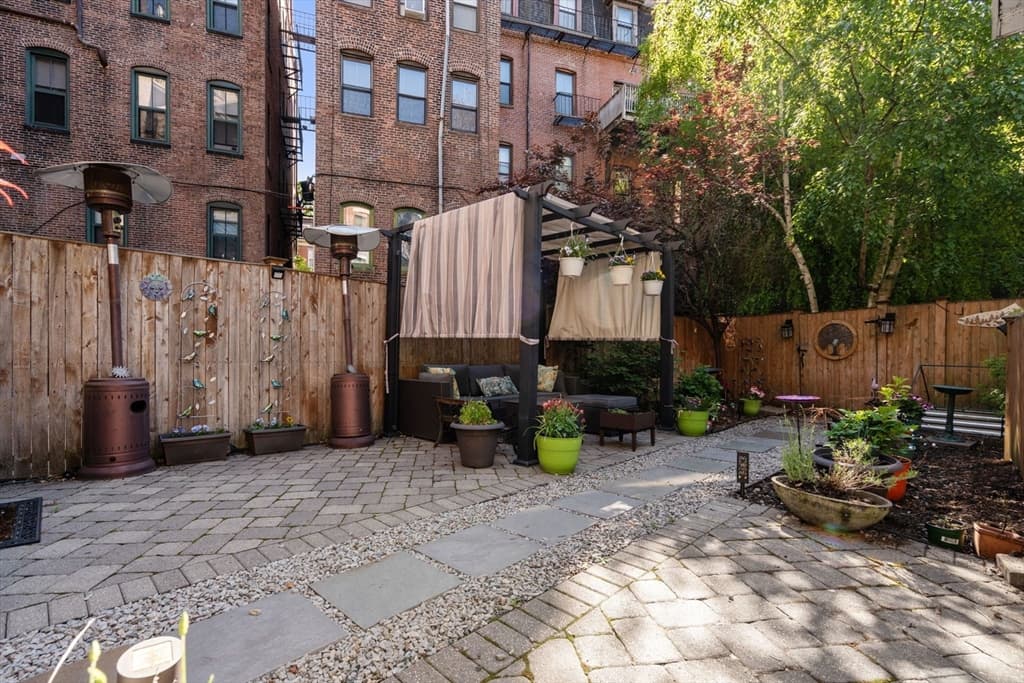 290 Columbus Ave # 1, Boston MA 02116