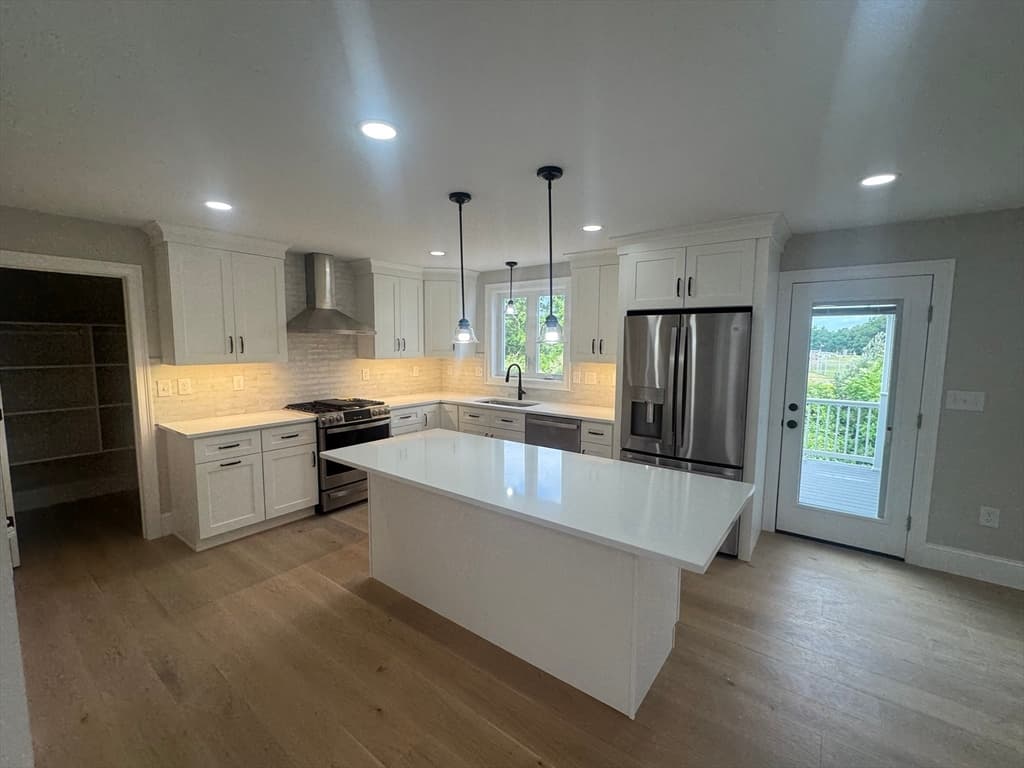 129 Old Westford Rd, Chelmsford MA 01824 photo 5