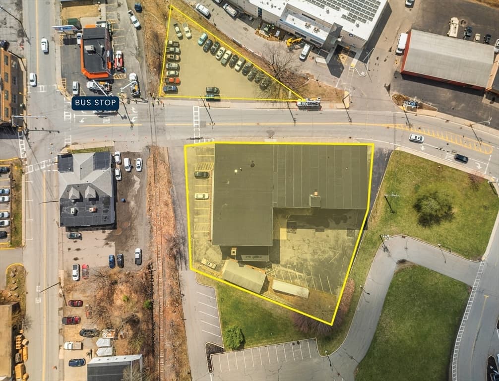 562 Main St, Gardner MA 01440 photo 4