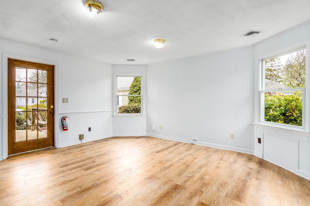 320 Gifford Street # 5, Falmouth MA 02540 photo 4